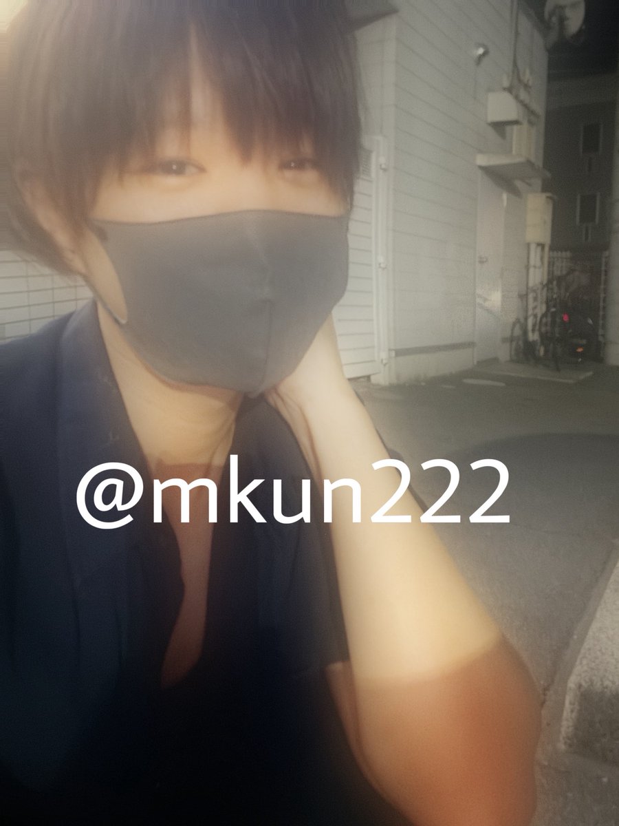 mkun222's tweet photo. 変態な自分晒すの気持ちいい💢❤️
だらしない体とキモ顔馬鹿にして下さい

#変態 #M男　#晒し https://t.co/GIrHEbh01F