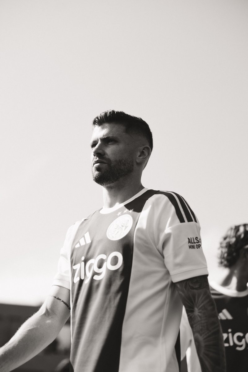 AFCAjax's tweet photo. Working towards next week. https://t.co/fSh7uiLCb1