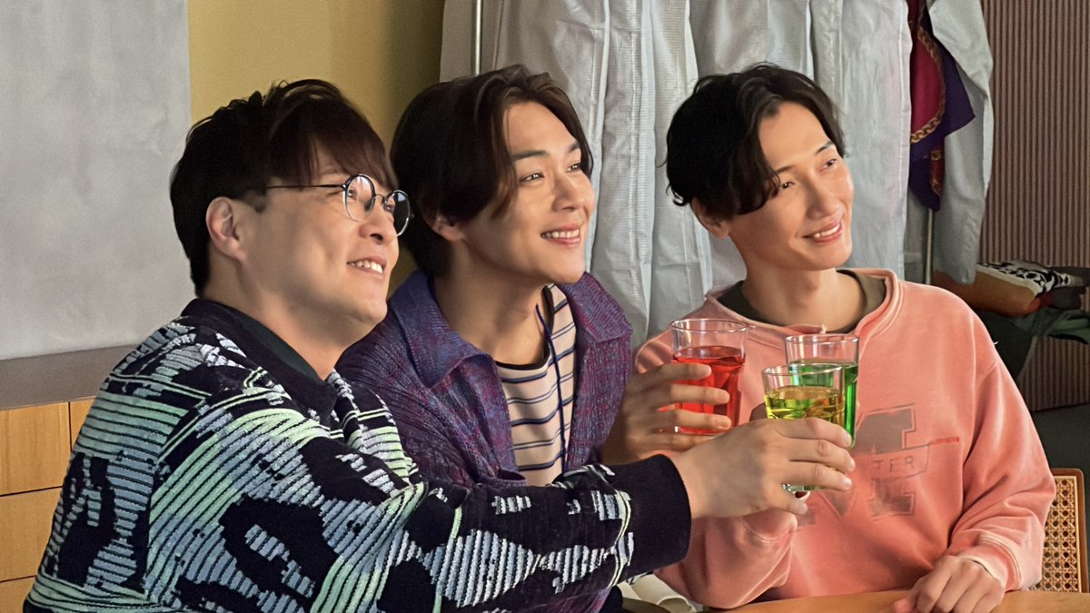CRcrownland's tweet photo. 7月23日生放送！

https://t.co/NEGOXvVOVV

#STARスター

#純烈
#酒井一圭
#白川裕二郎
#後上翔太 https://t.co/arOesveKfC