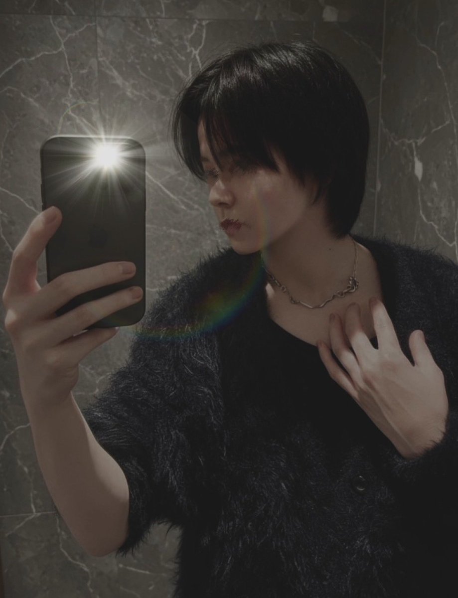 polomve's tweet photo. メンヘラが好き https://t.co/oCXpnjxwZu