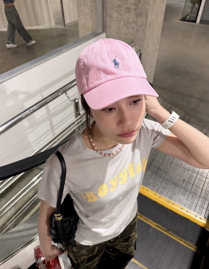 ginjaygf's tweet photo. you can dress boyish but your cuteneee is still impossible to hide bb #aangelinaass 🩷🤏🏻 https://t.co/pl6EMJIImb