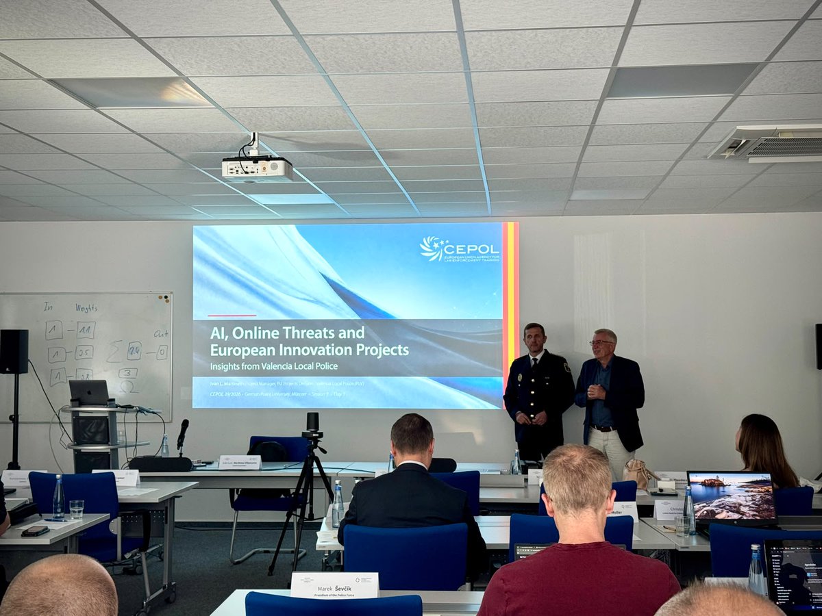 GANNDALFproject's tweet photo. This week, #GANNDALF was presented at the @EU_CEPOL workshop in Münster on AI, online threats and EU innovation projects.

We showcased the project's objectives, progress and impact for European Law Enforcement Agencies.
#HorizonEuropen #Innovation https://t.co/ZNRLvNQLk7