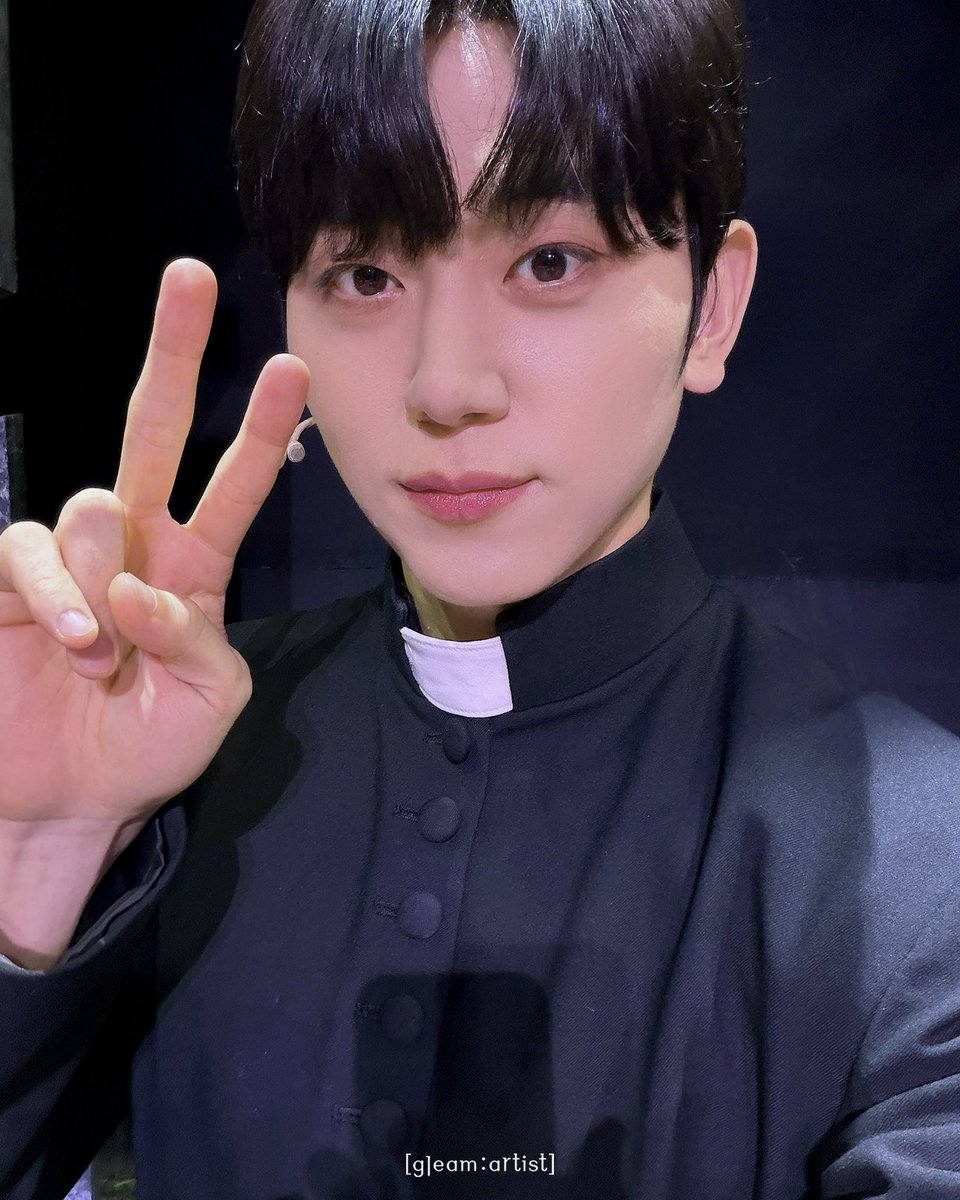 kikiE0o's tweet photo. 소피아 대체 얼마나 미인인지 감도안온다는말 그만하고싶은데 진짜 씹존예실것같다고 https://t.co/mwQZHNbxot