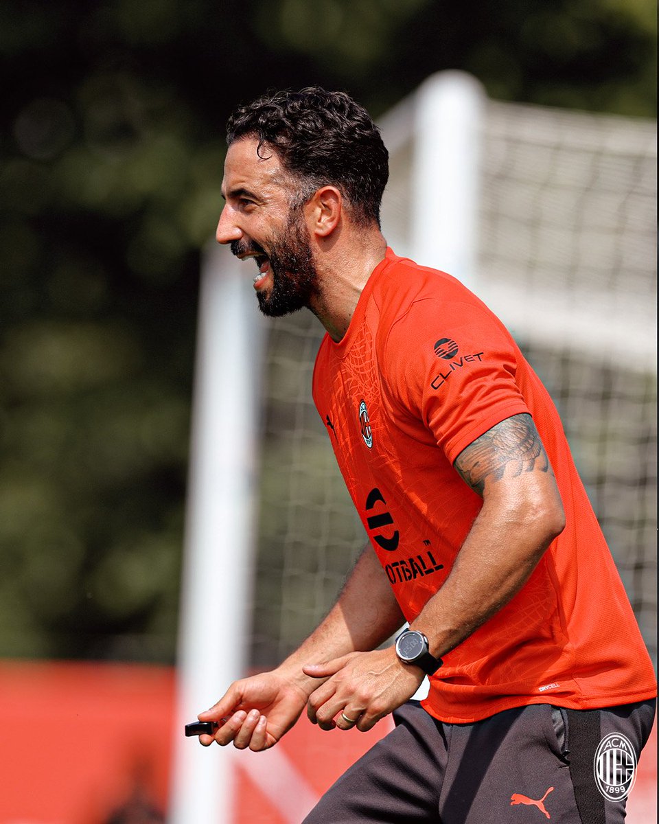 JamesTactics's tweet photo. Ruben Amorim has a totally different approach from Allegri and previous Milan managers during training sessions. This is what stands out: 

- He participates in and supervises ALL the exercises 
- Exercises are done WITH and WITHOUT the ball
- A lot of drills are focussed on FULL intensity. An exercise done nonchalantly is NOT ENOUGH. 
- Everything is based on his 3-4-2-1 with variations of 4-4-2 in possession. 
- A lot of focus on overloads and dominating with the ball. Attacking with 6 players (The 3 forwards, the 2 wingbacks, and the more advanced midfielder)
- The collective press is triggered from the front. Gonçalo Ramos will be CRUCIAL for this. 
- He spend a lot of his time giving confidence to the youngsters. He believes that your age DOESN'T matter as long as you have the required skills and most importantly: WORK ETHIC. 

A lot of principles he had at Sporting & Manchester United too, but way more developed, and way more focussed. People at the club describe his attitude as OBSESSED with Milan and obsessed to win.