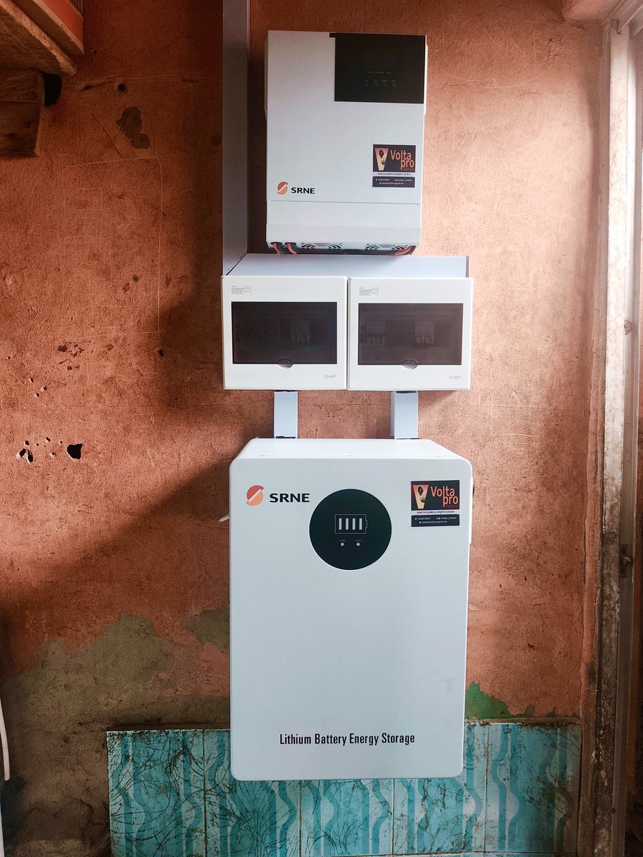 VoltaPro_Sol's tweet photo. The frozen food success story continues!
Our 8th frozen food vendor is now enjoying dependable solar power with a 3.3kW hybrid inverter, 7.16kWh lithium battery, and 4.3kWp solar array.
TeamVolta – Wired for Excellence, Delivering Delightful Solutions.
#TeamVolta #SolarEnergy https://t.co/Fd0azm2sWA