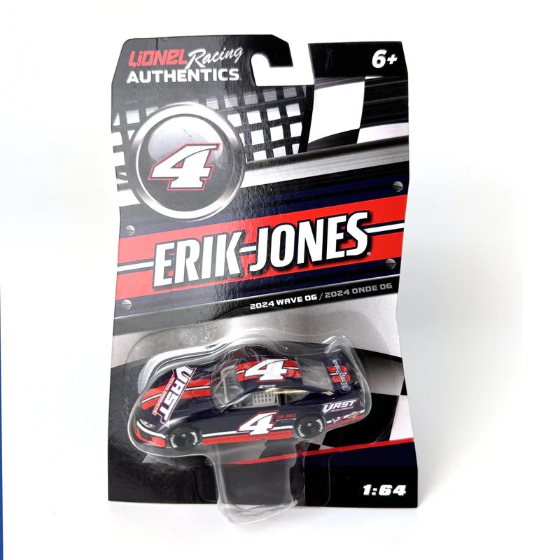 RaceRushHQ's tweet photo. @Lionel_Racing Erik Jones Late Model https://t.co/jQPy1oc0rP