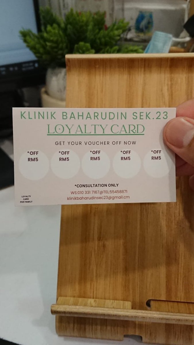 UjieAz's tweet photo. Kita org melayu selalu "untung". Bak kata org dulu.
1. Mujur dh sampai,untung tak sesat.
2.mujur luka,untung tak patah
3.mujur terseliuh,untung tak bengkak.
4.mujur jatuh,untung tak ditimpa tangga.
Selalu untung dimana-mana.
Kita zaman skrg ni, jgn tak sedar diuntung sudahlah ya. https://t.co/uE6Jidpako