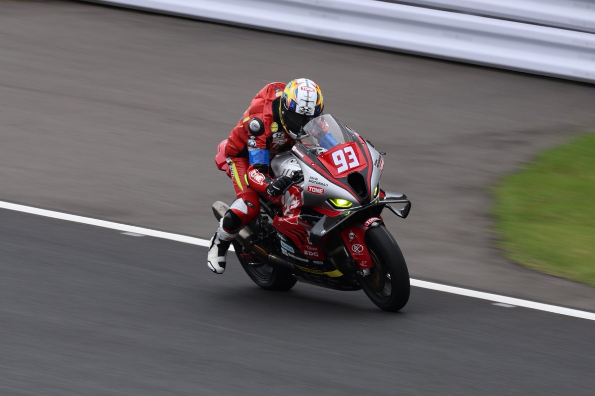 kzkr963's tweet photo. 2026FIM世界耐久選手権
“コカ・コーラ”鈴鹿8時間耐久ロードレース
第47回大会

#93 TONE Team4413 BMW
星野 知也 選手
吉田 愛乃助 選手

#鈴鹿サーキット #鈴鹿8耐 #suzuka8hours #fimewc https://t.co/BxpcSuCuuL