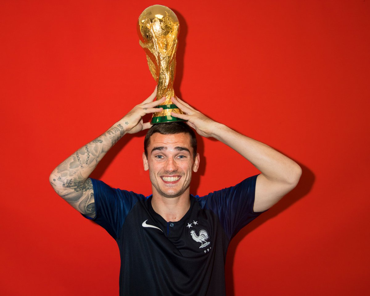 saefulazhar19's tweet photo. @LaLigaLocaID 🇨🇵 Griezmann, Pogba &amp; Kante 💣💥 https://t.co/9CoFoRSwrh