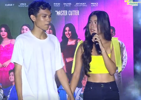 Pink_pretty5's tweet photo. Last week, I saw someone posting na sana hindi na daw mag harana c Shuvee like this. Basta, something like pero watching this live tonight it warms lang my heart because you can see how people and admire her. Maka hilak ko huhu love gyd c Shuvee sa mga tawo. 

SHUVEE SLAY TONIGHT https://t.co/8PmlpRqo7D