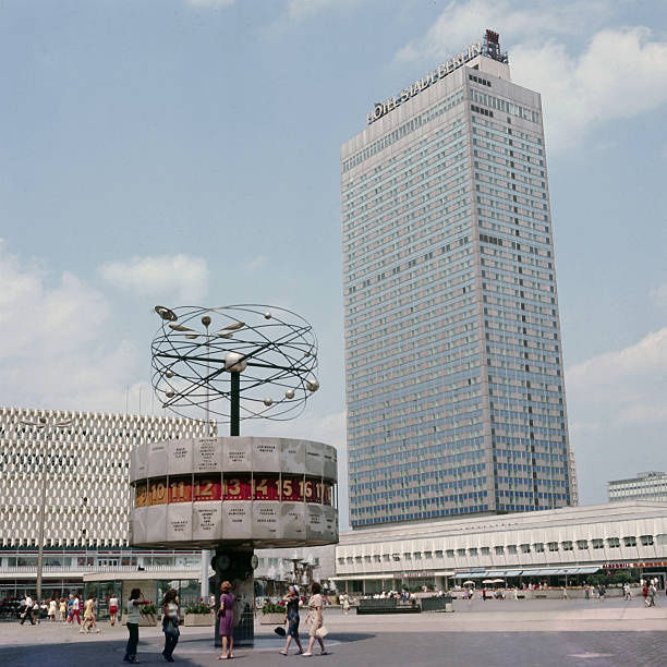 East German Visuals tweet media