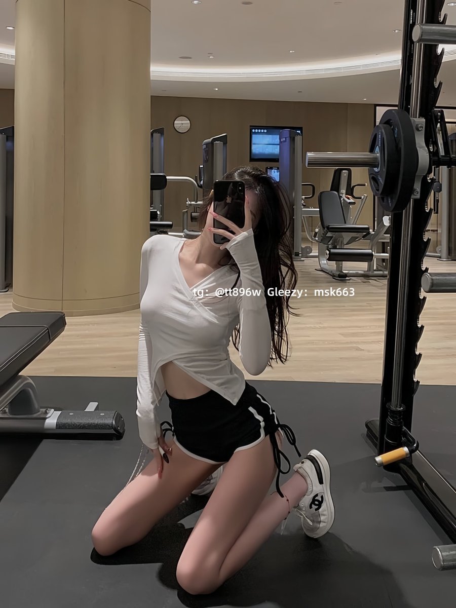 NicoleAddi64263's tweet photo. 🧘‍♀️可欣  165-44kg-C-23歲

高顏值健身女孩網美級臉蛋 
清秀立體，笑容甜美自然，
白皙細緻 清新又優雅，
長期規律運動 
有緊實的身材曲線 健康又性感
溫柔開朗，待人親切有禮  貼心細膩
#台灣外送茶 #高檔外送茶 #台灣外送茶推薦 https://t.co/2xulbYrOJB