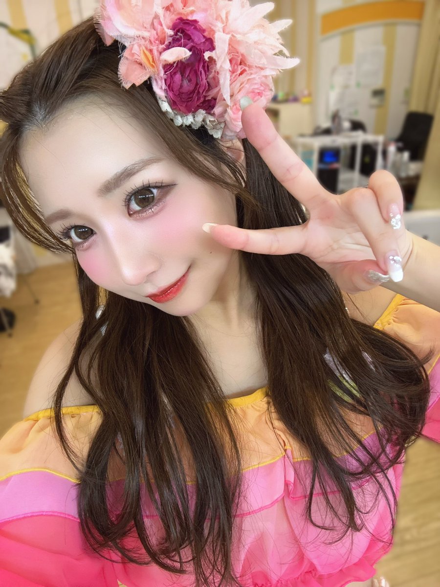 太田彩夏【1st写真集予約受付中】 (@Ayamelody0817) / Posts / X