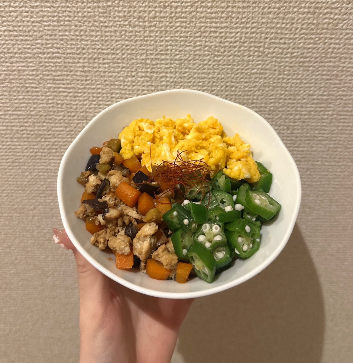 yururi_flower's tweet photo. 冷凍フルーツまじでいい。アイスよりカロリー低いのに結構量あって甘いもの欲満たされる https://t.co/EZBVksa5yq