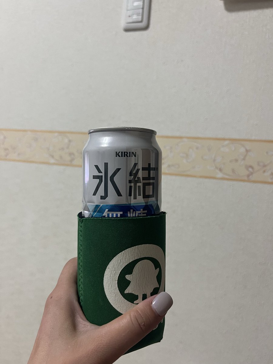 KinokorainysT's tweet photo. 1人二次会中！
だってだって、息子の誕生日に加えて、円盤発売決定が嬉し過ぎるんだもん🍻 https://t.co/WEmNxcXKE5