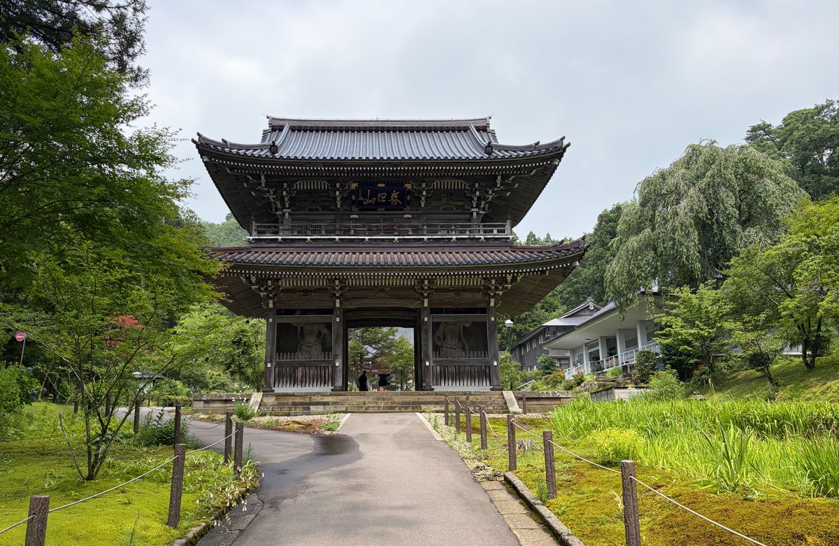 jcn6tt5's tweet photo. ▫️越後春日山林泉寺
（新潟県上越市）

上杉謙信公の菩提所として
知られています。

宝物館には謙信公の肖像画や
謙信軍の旗など
貴重な品が展示されていました。

#春日山林泉寺
#上杉謙信公
#上越市 https://t.co/iLsXAoYz6W