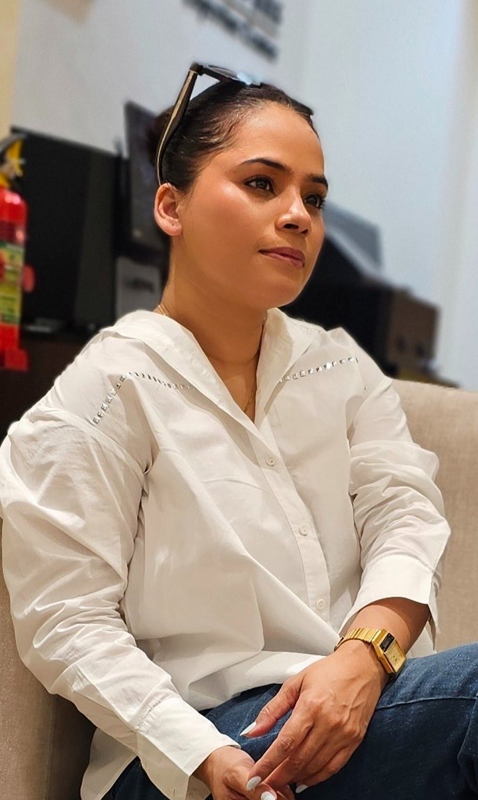 Roopkaurkooner's tweet photo. ❤️☺️🥰 @Roopkaurkooner https://t.co/jBNEZVfQ43