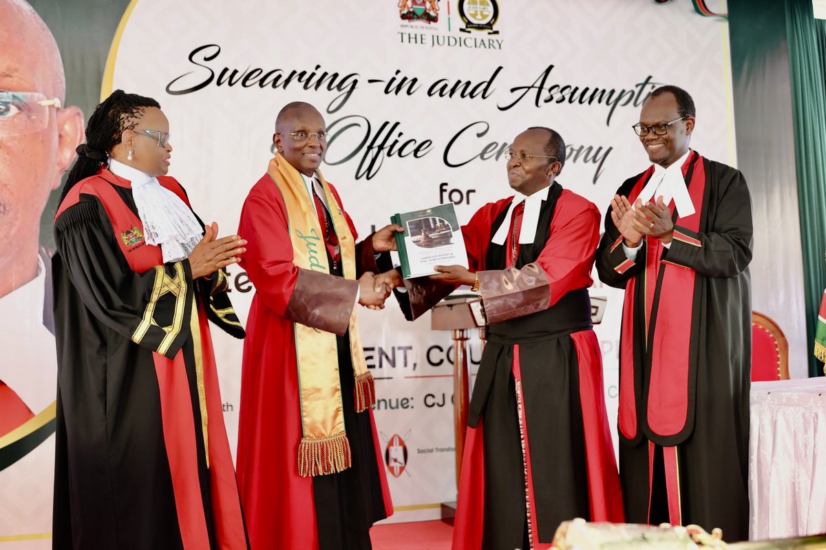 OAmollo's tweet photo. Had the pleasure of attending &amp; speaking at the Swearing-In of the newly elected President of the Court of Appeal, the Hon Justice Stephen Gatembu Kairu, at the CJ’s Garden https://t.co/Rio75RWl4g
