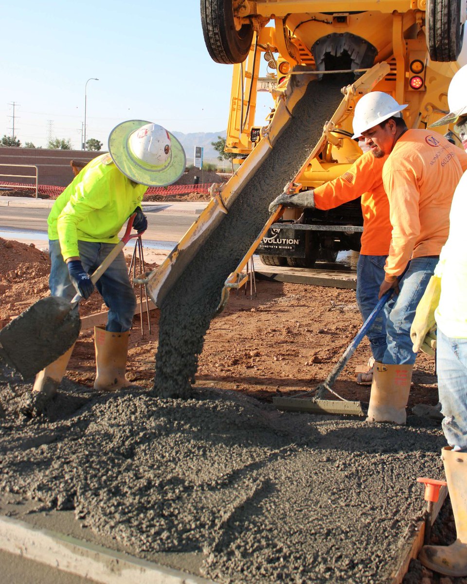 MonroyConstruct's tweet photo. Another pour in the books.  Our team continues to deliver dependable concrete placement with a focus on quality, safety, and efficiency. Proud of the hard work our crews put in every day to keep projects moving forward. #MonroyConstruction #ConcretePour #ConstructionLife https://t.co/M7z702J72r