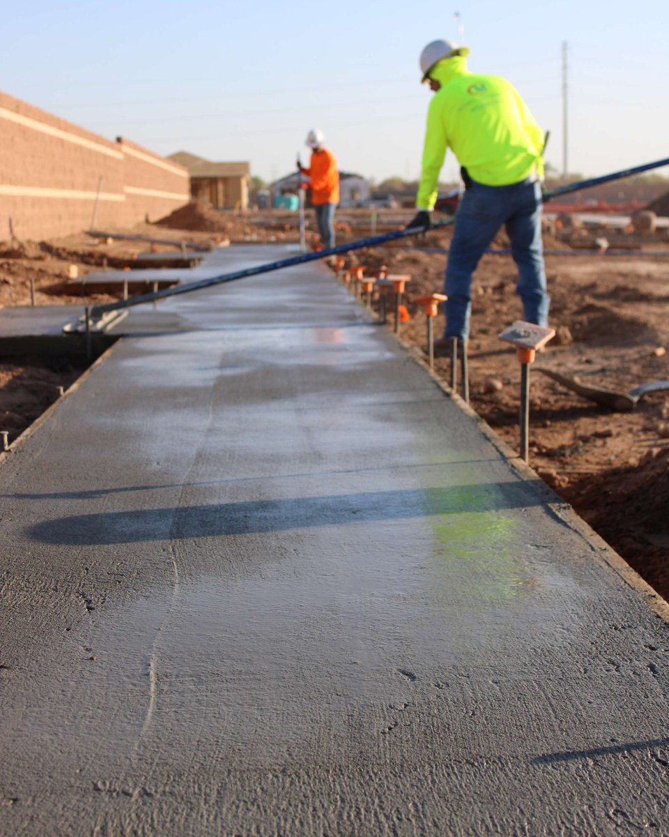 MonroyConstruct's tweet photo. Another pour in the books.  Our team continues to deliver dependable concrete placement with a focus on quality, safety, and efficiency. Proud of the hard work our crews put in every day to keep projects moving forward. #MonroyConstruction #ConcretePour #ConstructionLife https://t.co/M7z702J72r