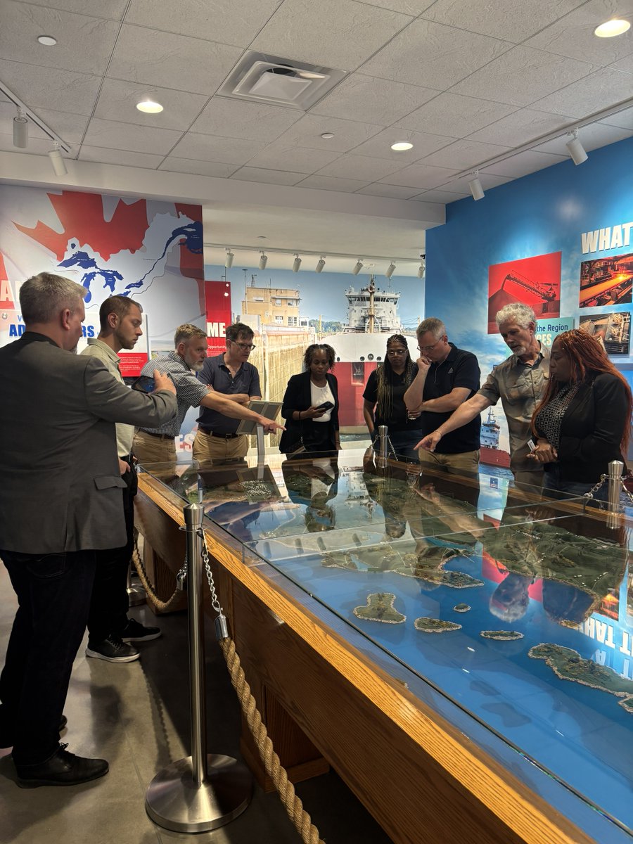 SeawayUSDOT's tweet photo. 📣📰 Earlier this week, Administrator Mike McCoshen was proud to host a site visit of Massena operations for @USDOT & @TheSLSMC colleagues as well as Seaway stakeholders. The visit included a tour of Vessel Traffic Control and the Seaway Visitor Center at Eisenhower Lock.

During the visit, Administrator McCoshen highlighted the Great Lakes St. Lawrence Seaway System’s economic impact on the North Country region and the GLS’s continued commitment to investing in the region by driving economic growth and supporting quality jobs📈🤝👷‍♀️

#GreatLakesSeawaySystem #NorthCountryAlliance #collaboration