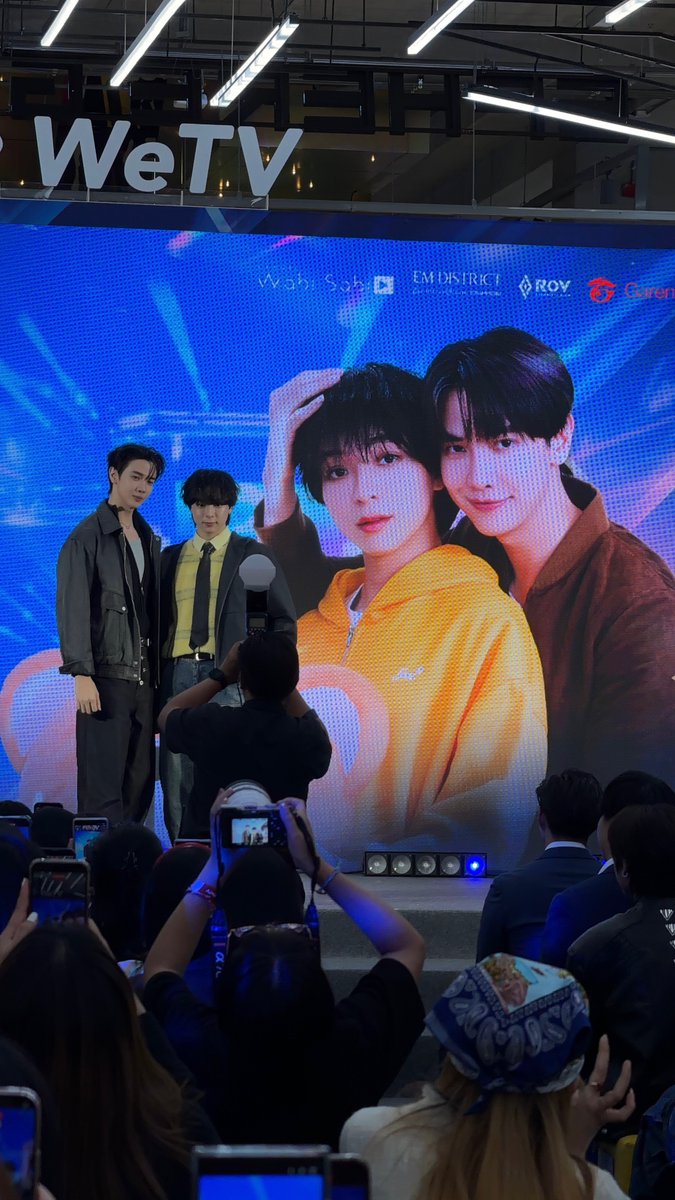 tpopupdate's tweet photo. พี่ธีร์น้องโซ่ 💖
#TPOP #TpopUpdate
#ซอโซ่ล่ามธีร์ตอนแรกมาแล้ว
#ซอโซ่ล่ามธีร์ #BeMyPlayerTwo
#บาสเด็กอ้วนที่แท้จริง #MaxkyBas #แม็กกี้บาส #maxky_rp https://t.co/o2n8yhwCLD