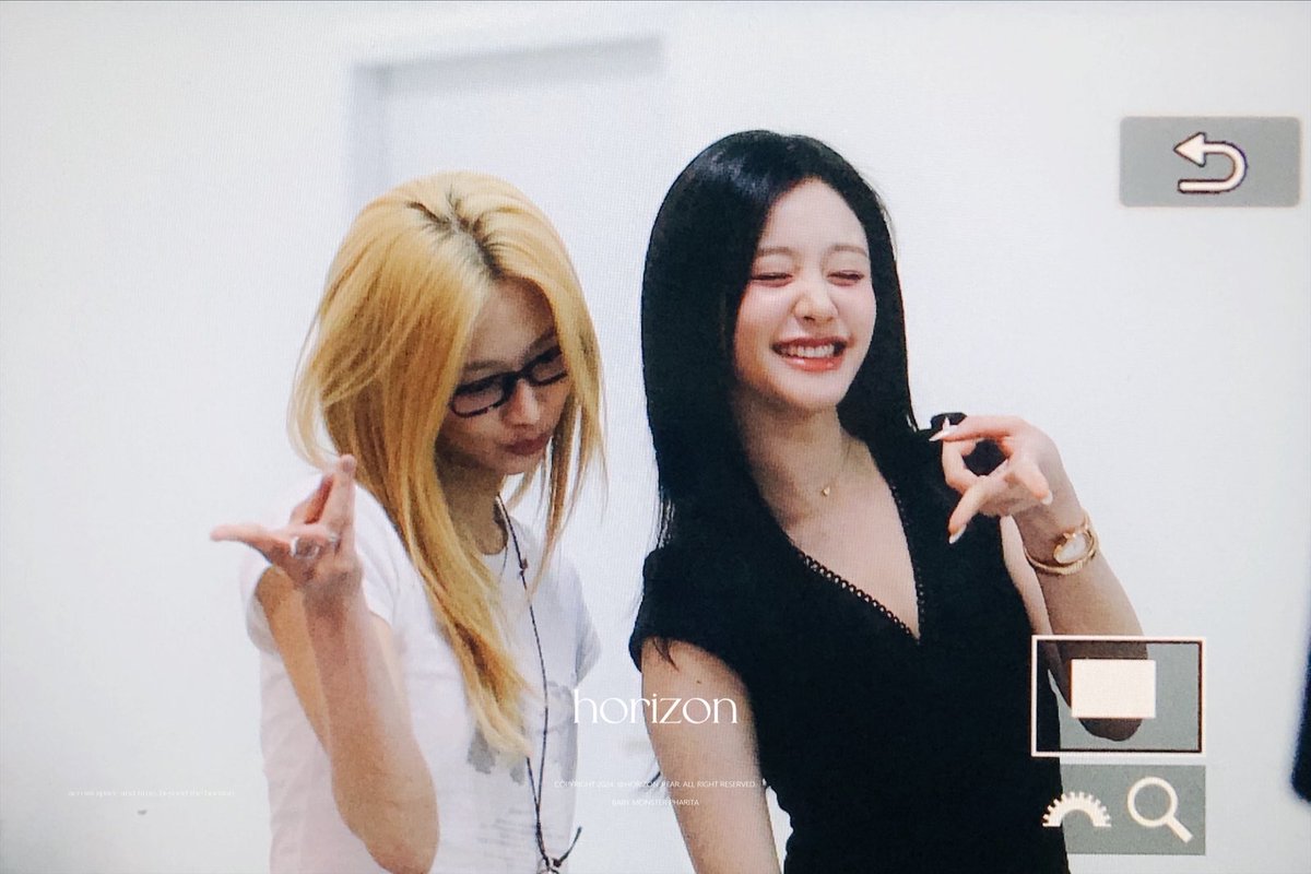 horizon_pear's tweet photo. 260716 루파야호

#BABYMONSTER #베이비몬스터 #PHARITA #파리타 #RUKA #루카 https://t.co/V9Hc0OQATp