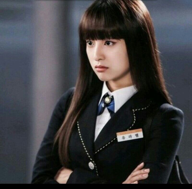 geewoni_lover's tweet photo. 유라헬 붐은 진짜 주기적으로 오냐
저도 동참하겠습니다.

초미녀고앵이가 풀뱅하고 핫핑크립 바르고
미워할 수 없는 사연있는 고딩을 안좋아하고베기냐 https://t.co/zbJnD39R0L
