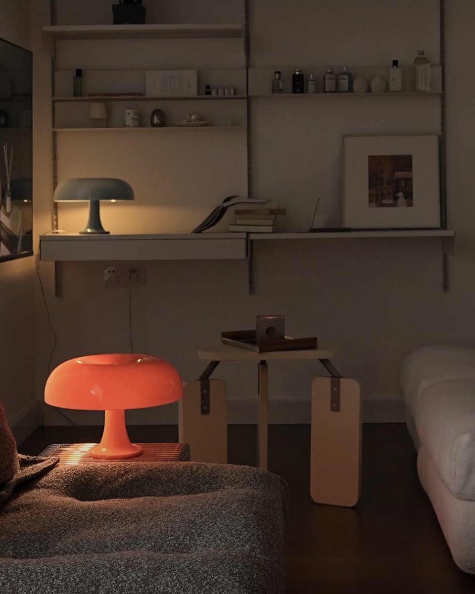 postingngl's tweet photo. roomtour🥛 https://t.co/opWHMO61UN