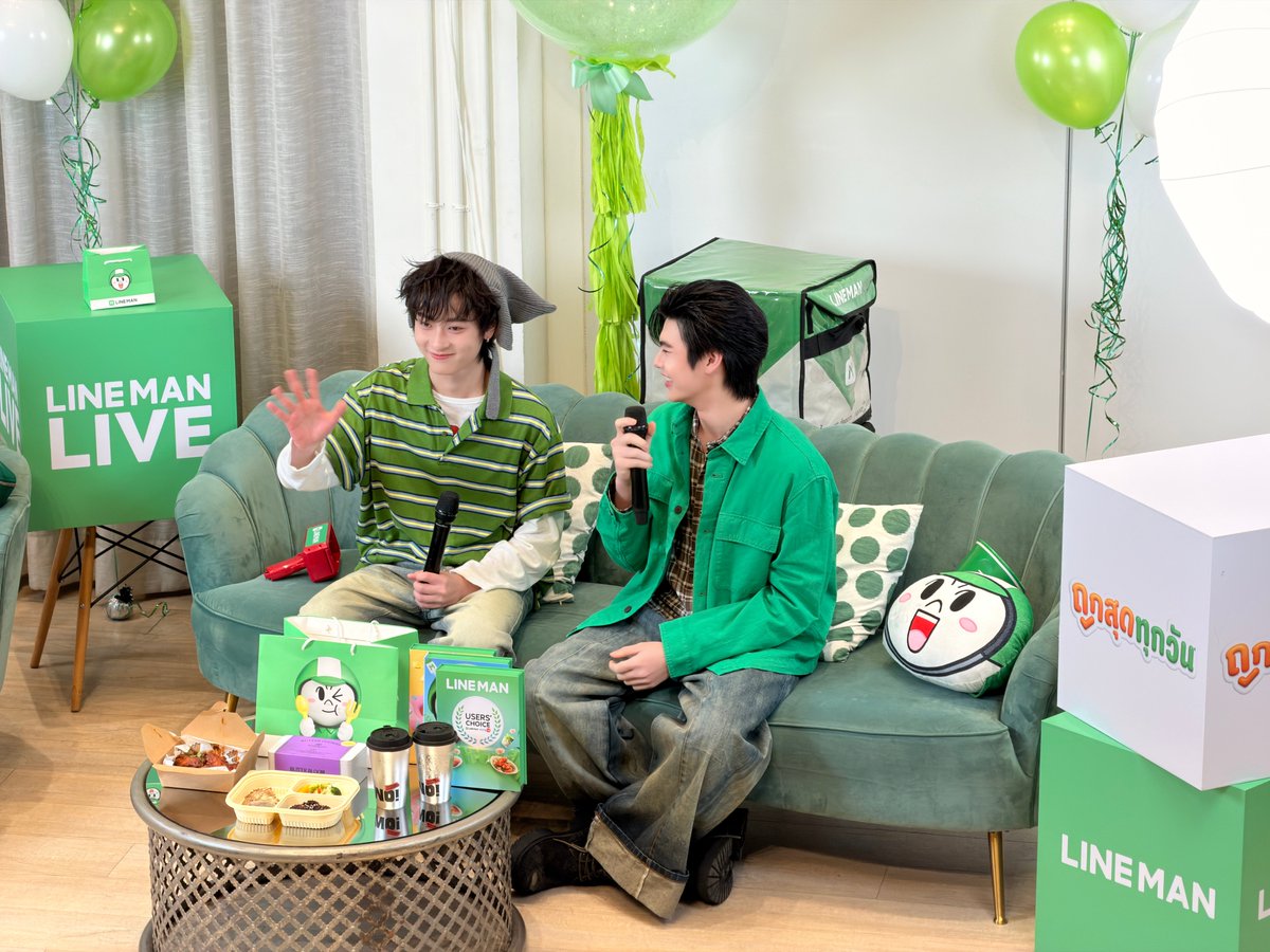 DomundiTV's tweet photo. ขอขอบคุณ @LINEMAN_TH ที่ให้เกียรติ “เวฟ” @waavetnp และ “ธีร์” @tthi_eks ได้มาร่วม Live พูดคุยและทำกิจกรรมสนุก ๆ ในวันนี้นะคะ 🥰

ขอขอบคุณแฟน ๆ ทุกคนที่มาเจอกันรวมถึงแฟน ๆ ที่ติดตามรับชม Live และส่งกำลังใจมาให้ทั้งสองคนด้วยนะคะ 🫶🏻✨️

LINE MAN LIVE x THEE WAVE
#LINEMANถูกสุดทุกวันxTheeWave