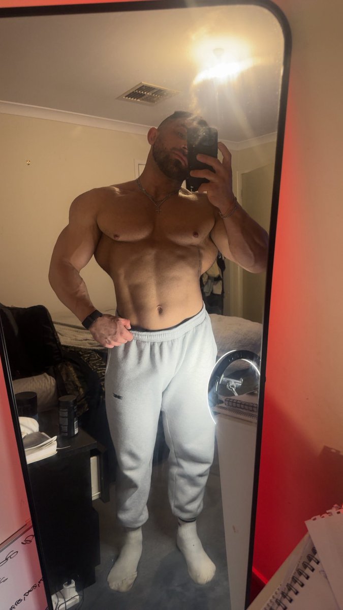 Romanomuscle's tweet photo. OF now active !!
Link in BIO. 

Send me a bunch of requests 🫣

#Onlyfans #Muscle #MuscleDaddy #Porn https://t.co/qtOKRiTbVI