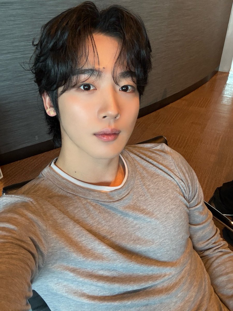 yellow_150725's tweet photo. 260716 SBS 부모 동반 합숙형 맞선 리얼리티
🏠💘자식방생프로젝트-합숙 맞선2 

[ 시즌2 4회 ] MC 김요한 

#김요한 #KIMYOHAN
#합숙맞선2 #MatchtoMarryWithParents2
#자식방생프로젝트합숙맞선2 https://t.co/6nqsSpyXZW