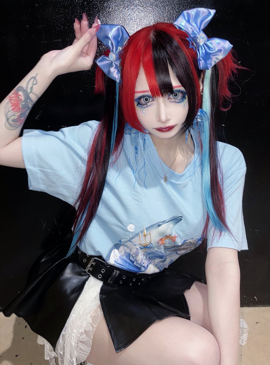 cocosyn_pau's tweet photo. 水素すい生誕祭ありがとうございました🪼
オーシャンちっくでめちゃくちゃ
綺麗な海でした🐬💙 https://t.co/RUIXtl4Vmv