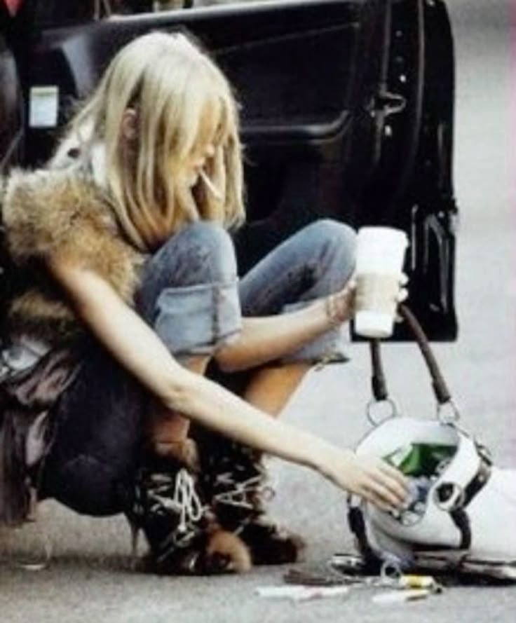 ananoaamber's tweet photo. ִֶָ. ..𓂃 ࣪ ִֶָ🪽་༘࿐Heroin Chic Thinspo──✶⋆.˚──
✦•┈๑⋅⋯Do not enter if non-ed or in recovery⋯⋅๑┈•✦
#90s #model #edtwt #thinspo https://t.co/s6cGjwUPOl