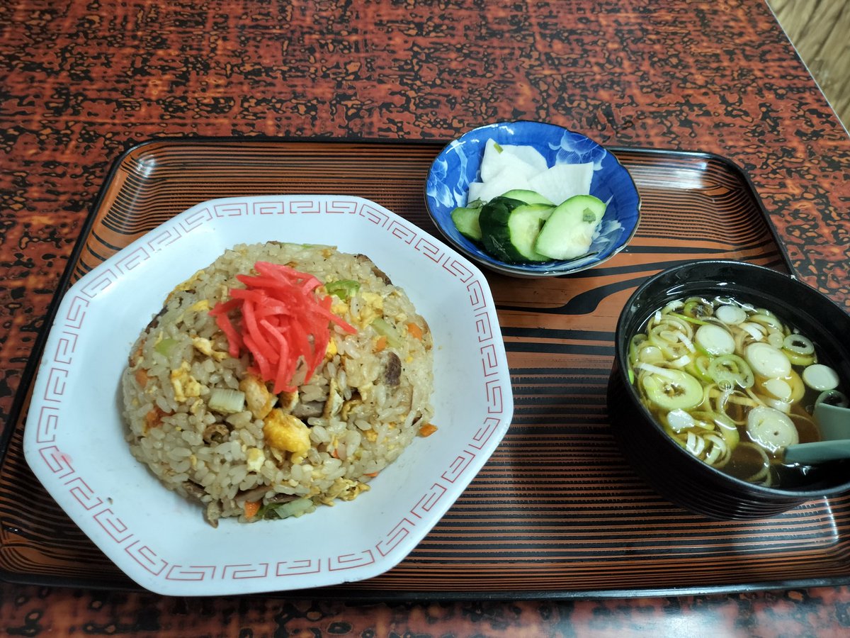 sagotan0803's tweet photo. 7/10②
E8系乗車により新幹線は全車種制覇
内装の色使いは一番好きかも
お昼は新庄駅前の急行食堂の営業時間に間に合わなかったので別のお店へ
チャーハン美味しかった https://t.co/4dyn7cCpWr