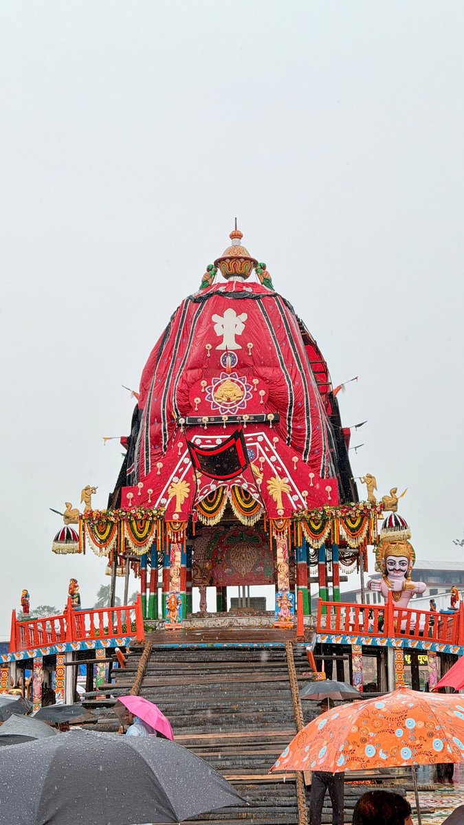 AkashRa16534403's tweet photo. जय जगन्नाथ महाप्रभु 🙏🙏 https://t.co/g3xq0WSGuJ