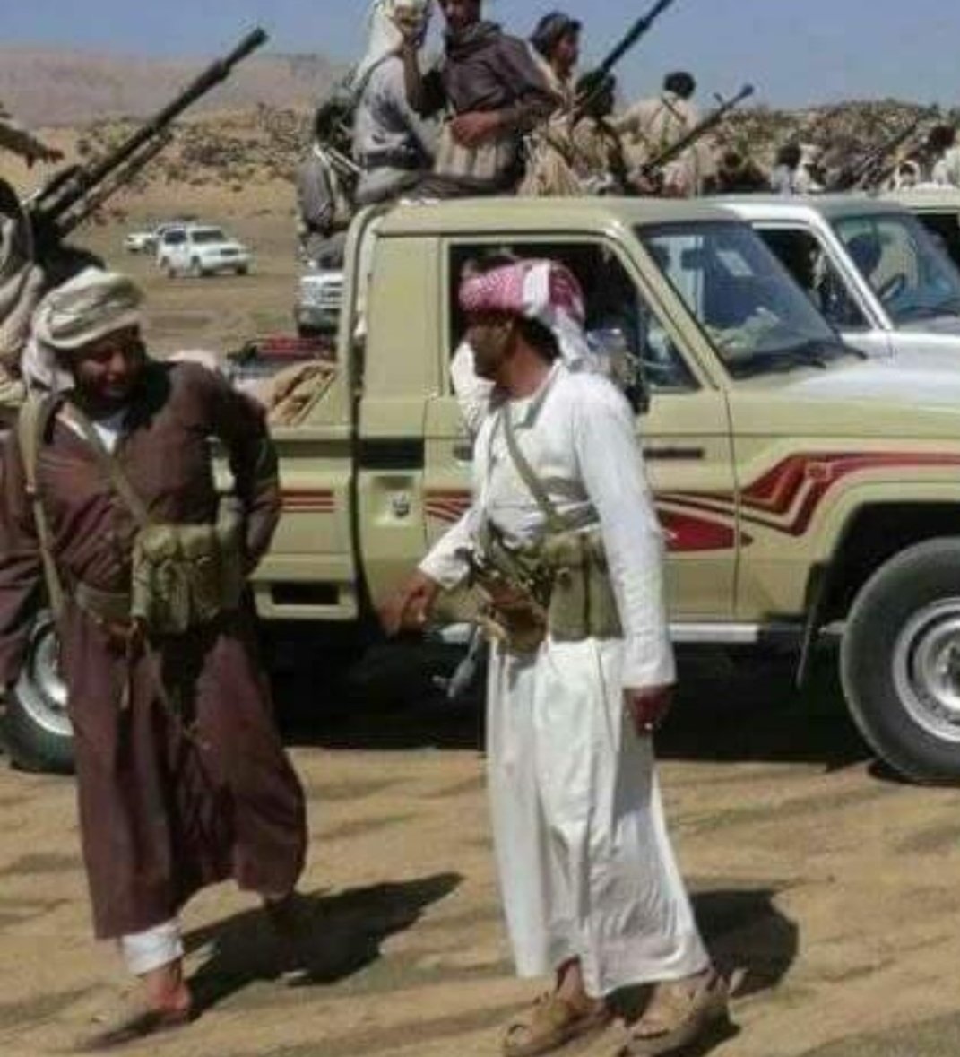 dhr_y23749's tweet photo. عاجل
مارب تاكل تفاح ايراني https://t.co/8zhnxGohRb