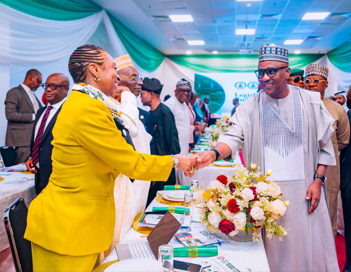 iamAhmadOlolu's tweet photo. 📌 FG strengthens legislative-private sector collaboration to boost trade and economic growth

- The Minister of Industry, Trade and Investment, Dr. Jumoke Oduwole @joduwole, joined the Legislative Business Breakfast at #NASSOpenWeek to deepen collaboration between the National Assembly and the private sector in driving Nigeria’s economic potential.

- The meeting highlighted key reforms, including the National Single Window, the UAE–CEPA, and Nigeria’s leadership of the AfCFTA Council of Ministers, aimed at improving regulatory stability, boosting investor confidence, and expanding regional and global trade. @woye1 @ui_shehu @YerickoNyerereT 

#RenewedHopePolicyUpdate