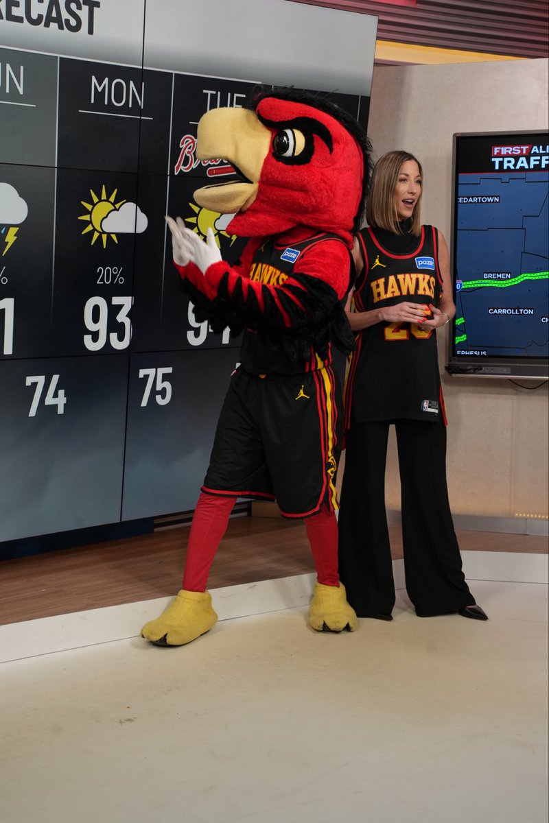 Ella__Dorsey's tweet photo. Guess who is the new home of the @ATLHawks ?! 

WE ARE! 

All non-national games will be aired on our channel this season! https://t.co/e21hTBfBey