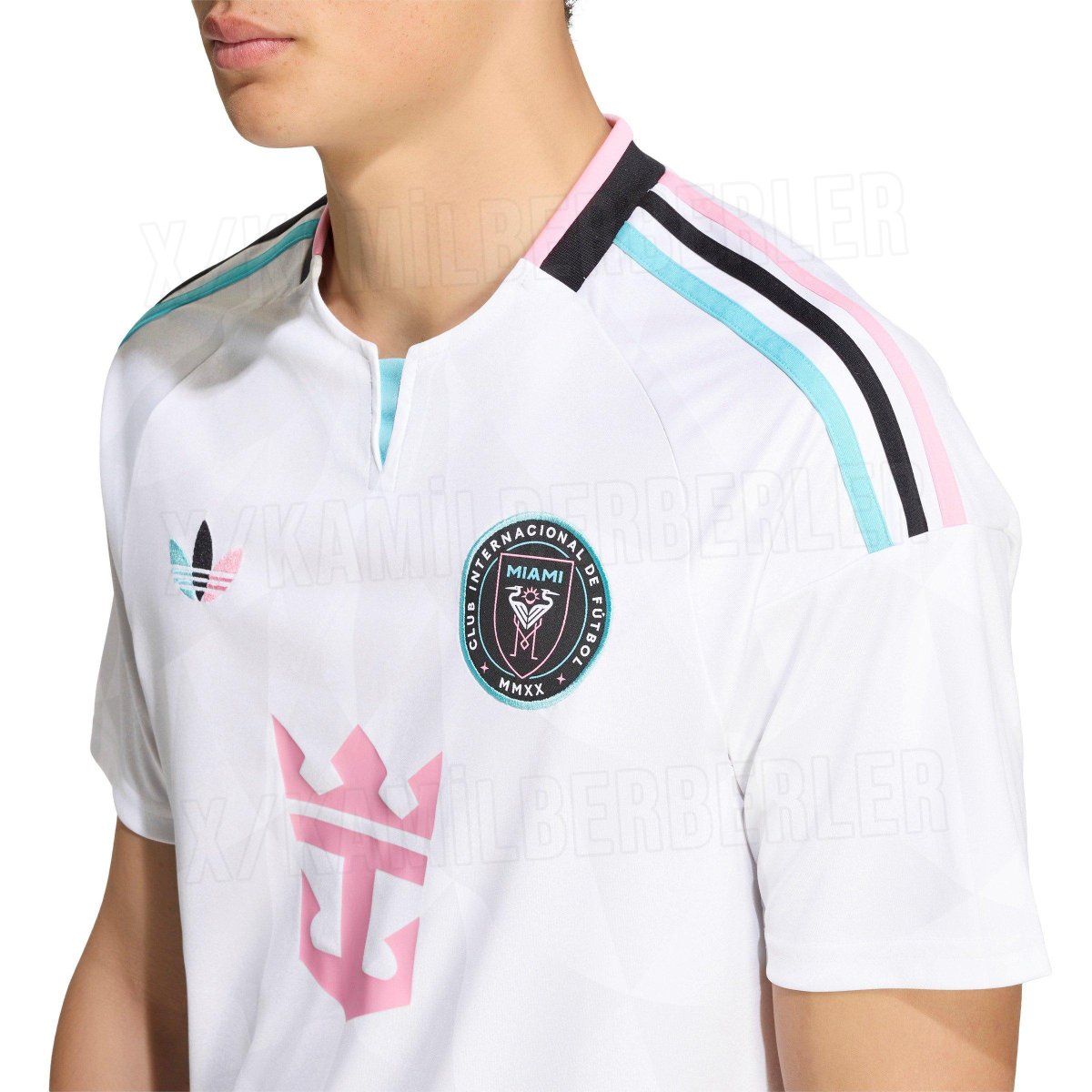 KamilBerberler's tweet photo. OFFICIAL | Inter Miami 2026 Third Kit

Colors inspired by the vibrant energy of Miami, complemented by a pattern reflecting the architecture of Inter Miami’s new home, Freedom Park.

Miami Vice 🌴🌅