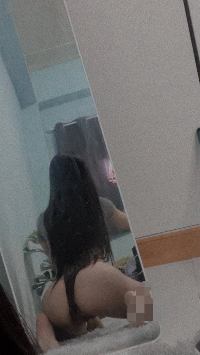 Pimseksi's tweet photo. ผมดกปกไหล่🥱😆 https://t.co/16lAqVfQnL