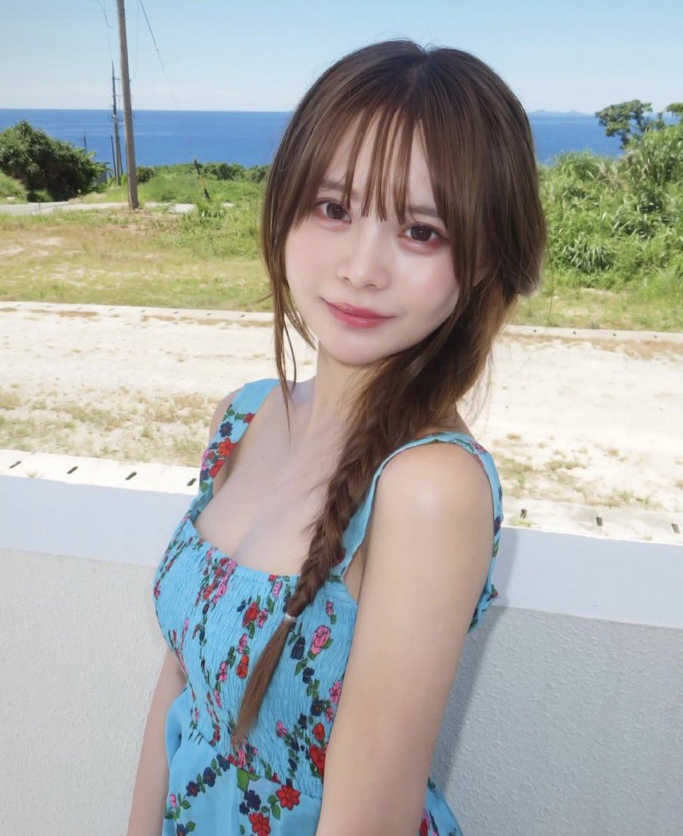 めあ tweet media