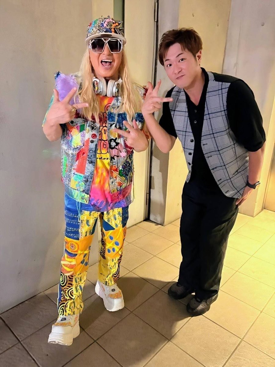ikecas_Fujiwara's tweet photo. NCT WISH 『YO-I-DON! / BOY MEETS GIRL』RELEASE SHOWCASE のMCをさせて頂きました😆 そして、スペシャルゲストにはTRFのDJ KOOさんがきてくださいました✨会場の皆さん、配信でご覧になった皆さん、楽しんで頂けたでしょうか⁉️屋外のパフォーマンス時間も圧巻でした😆 https://t.co/2SZZsrF3fO