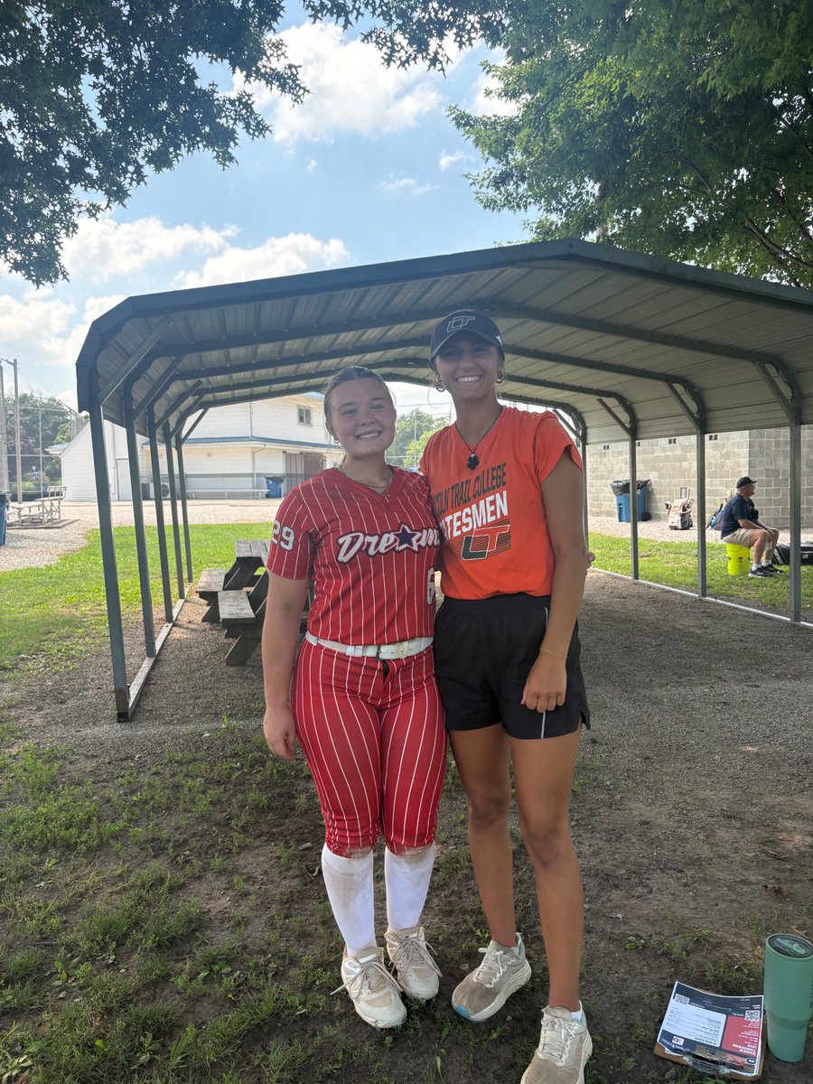 Hthompson2029's tweet photo. Thank you to Coach Nelson and Coach Richardson for putting on a great camp yesterday.   Enjoyed learning from you and getting the chance to compete all day!  @DreamsRoark @CoachNelson_NWF @coachevar https://t.co/h4mCR0nYw4