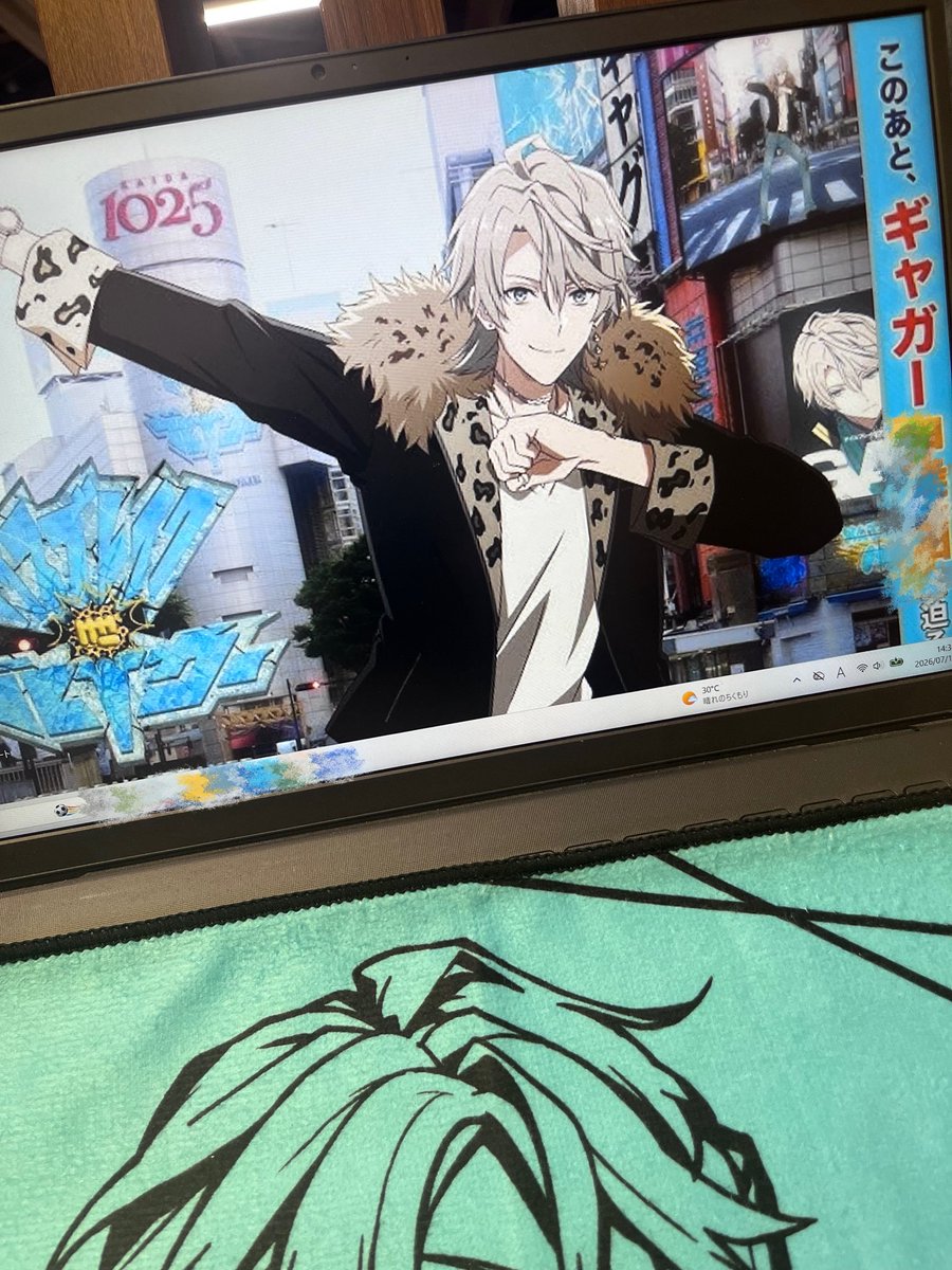 Hachic51's tweet photo. ギャガー甲斐田が好きすぎて
会社のデスクトップに召喚
隣にいた上司が一言

【いつものかっこいい感じじゃないね？どした？】 https://t.co/JSIRFb1o9d