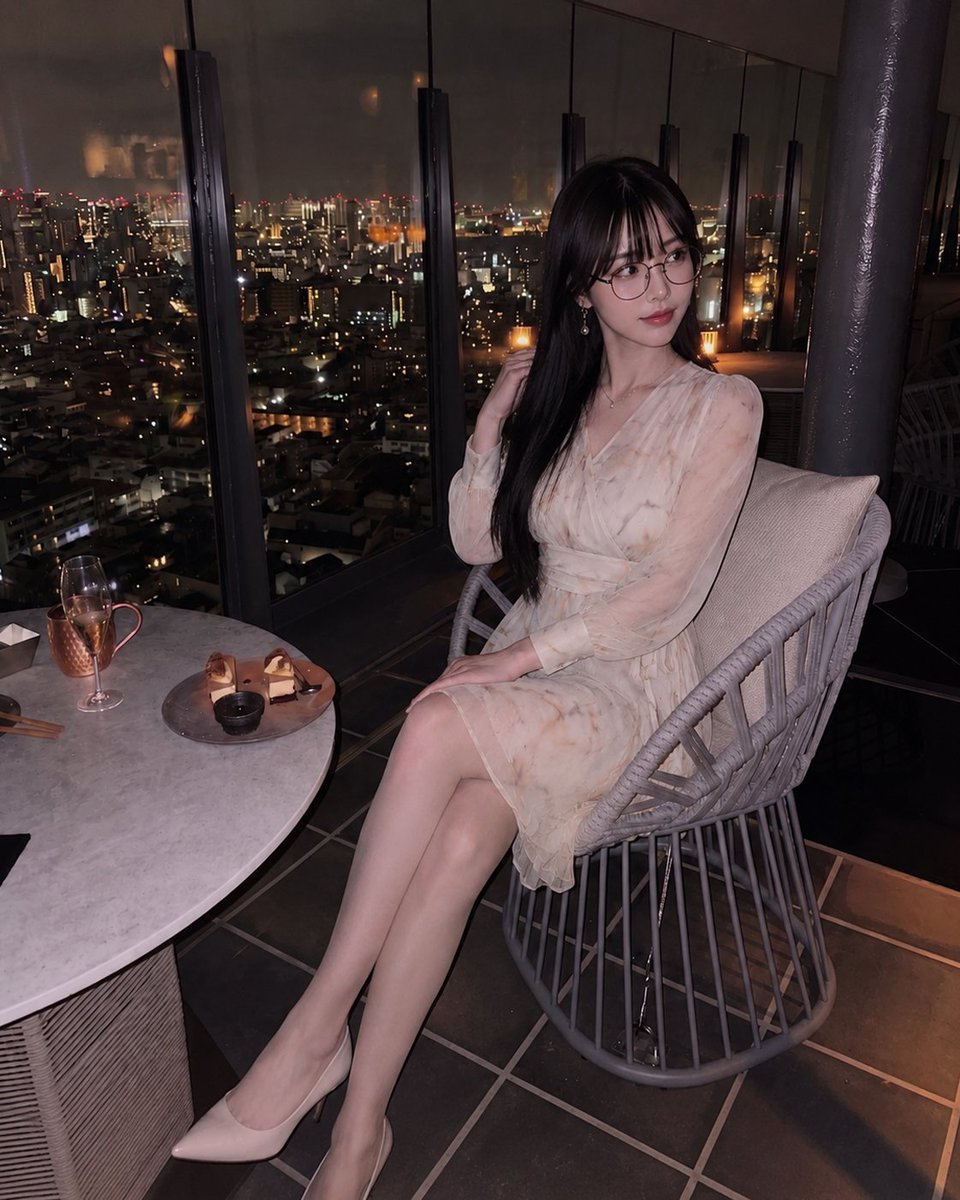 minahonly_'s tweet photo. Good night~ https://t.co/G8pNkXALwL