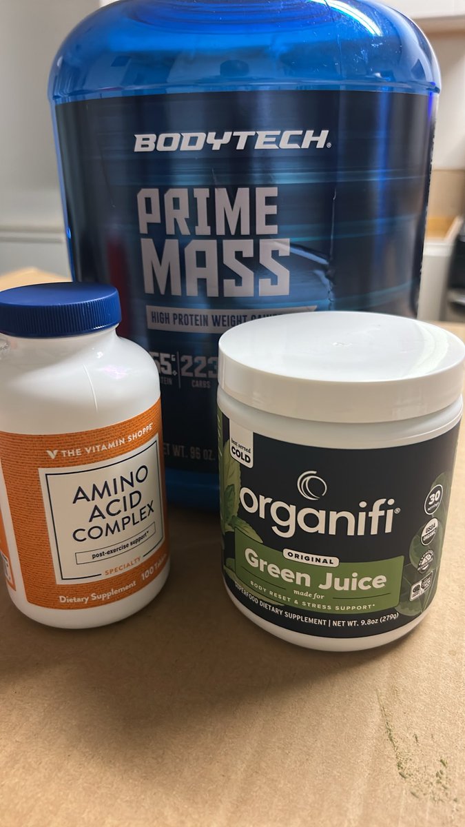 kvngbrz3's tweet photo. #GymTime #Organifi #Amino #MuscleRecovery https://t.co/gMONiCk6Ku