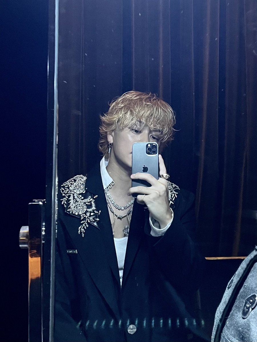 ballistik_fext's tweet photo. #BBZ_BEAT_BLAST_Z
岡山公演!!

最高の盛り上がりをありがとうございました🙏❤️‍🔥

次は大阪まってるで〜🤝

🐉竜太🐉

#日髙竜太 #RYUTA
#BALLISTIKBOYZ https://t.co/LU1sFikzxO