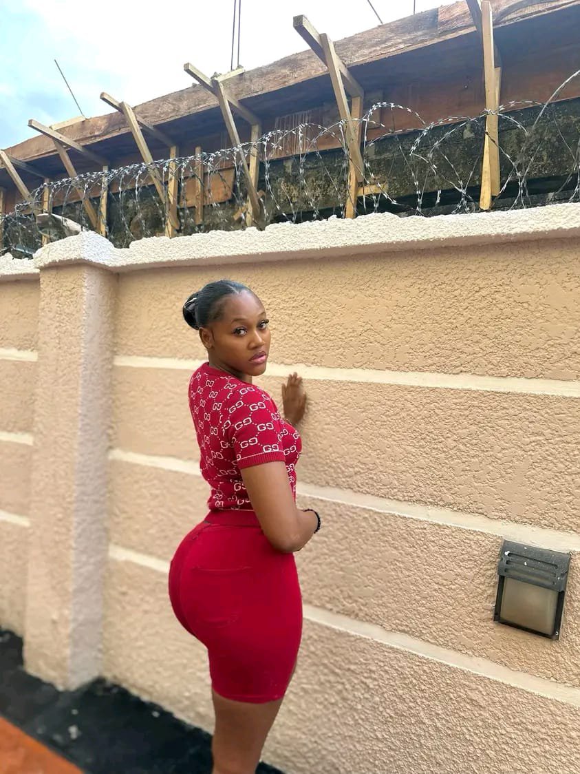 Szymansk_ii's tweet photo. Imagine having her as your girlfriend but she's not willing to knack till marriage, how do you survive with her knowing you are not ready to settle down even in the next 6yrs from now https://t.co/SjPinsDCdc