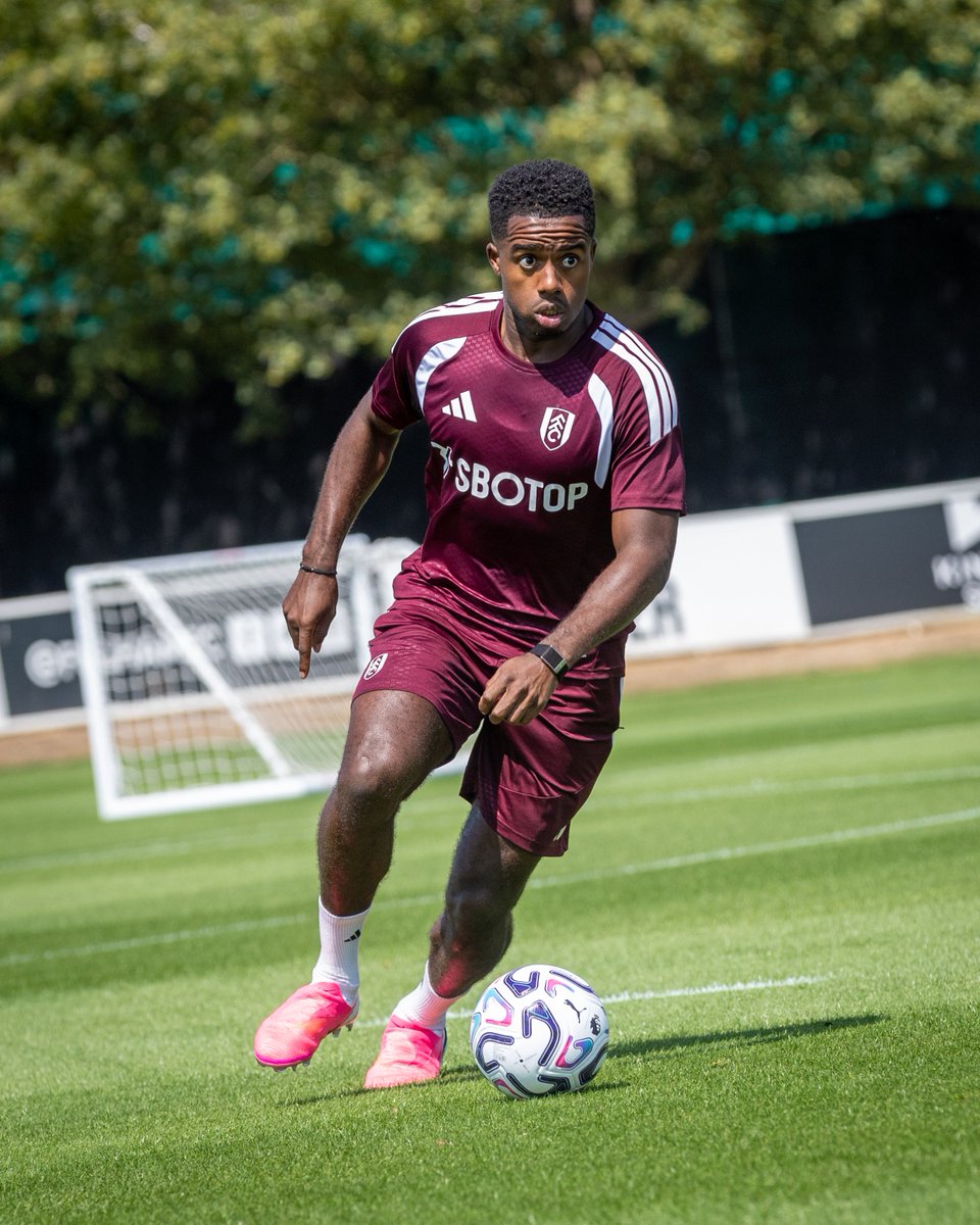 Fulham Football Club tweet media
